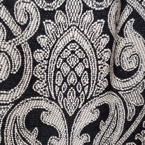 Talbots Collections Knee length Embroidered Skirt Sz 14 - Picture 9 of 12